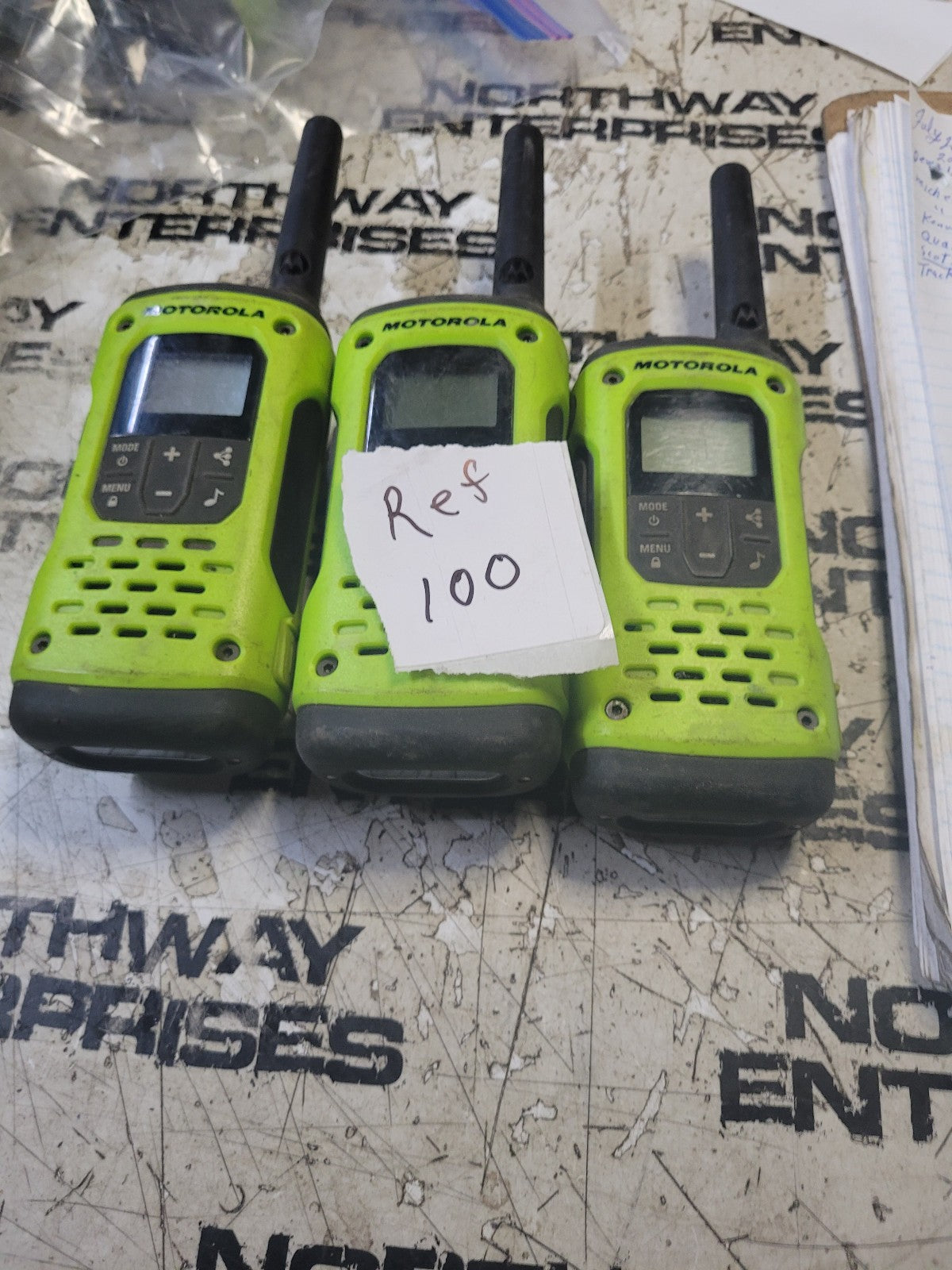 LOT OF 3 MOTOROLA T600 RADIOS REF10D