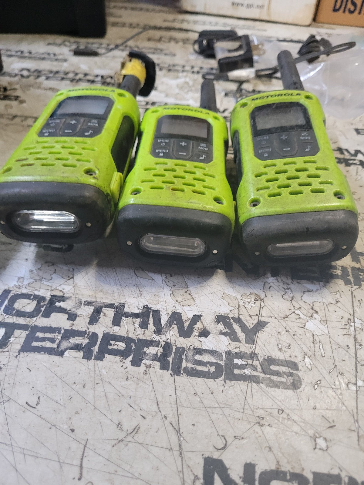 LOT OF 3 MOTOROLA T600 RADIOS REF 103