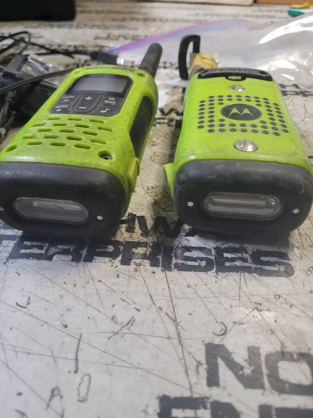 LOT OF 2 MOTOROLA T600 RADIOS REF 105