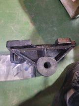 SAF Holland RK-10689-3R 9" ILS Fifth Wheel Bracket Replacement Kit