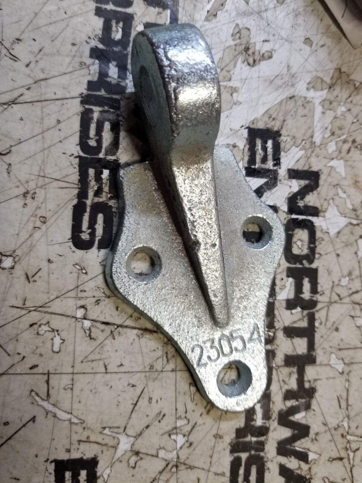 LOT OF 3PC -  65.500.904 RACK SOCKET EYE