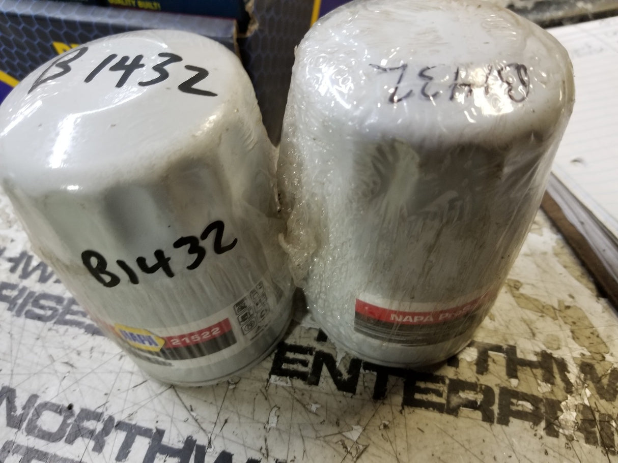 LOT OF 2PC - NAPA OIL FILTER 21522 B1432