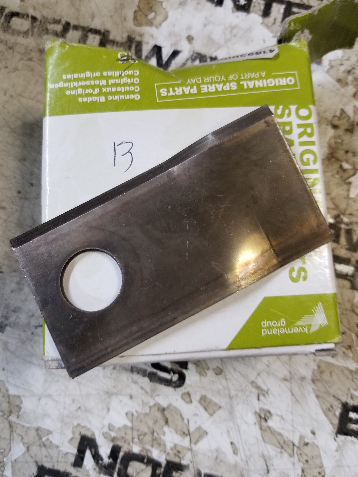 LOT OF 13PC - 4189300001 KVERNELAND MOWER BLADES