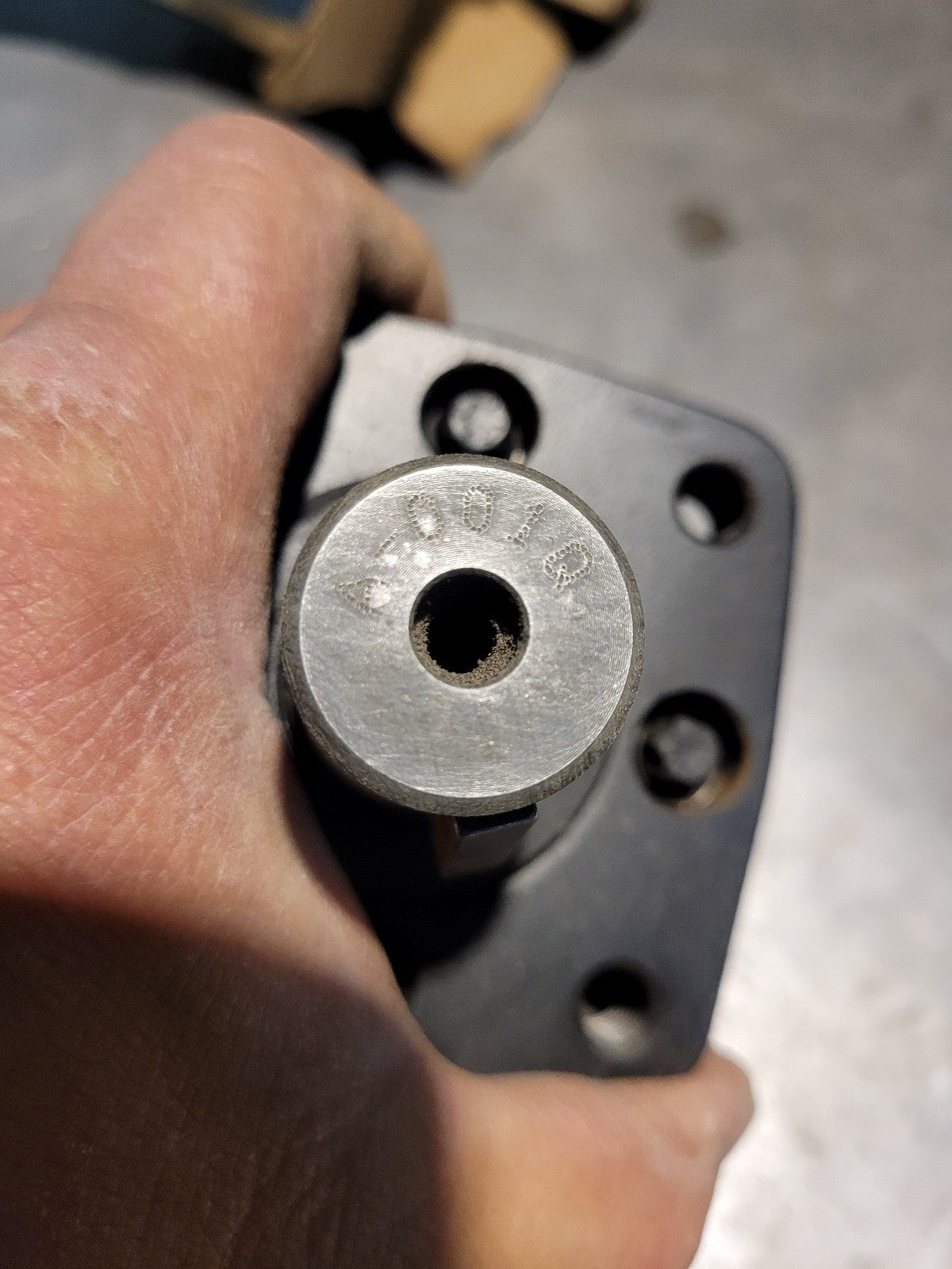 NEW OEM EATON 101-1004-009  H-Series: 4-Bolt Flange, 9.7 CID, 1 in. Keyed Shaft