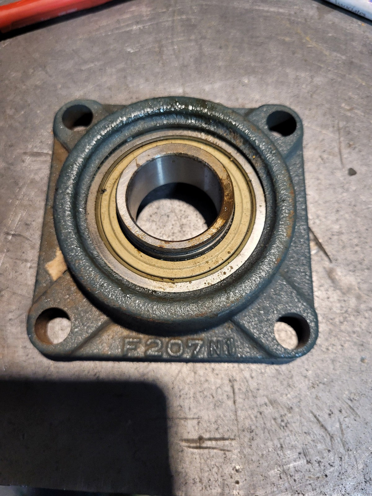 NTN FLANGE MOUNT PILLOW BEARING F207NI F207