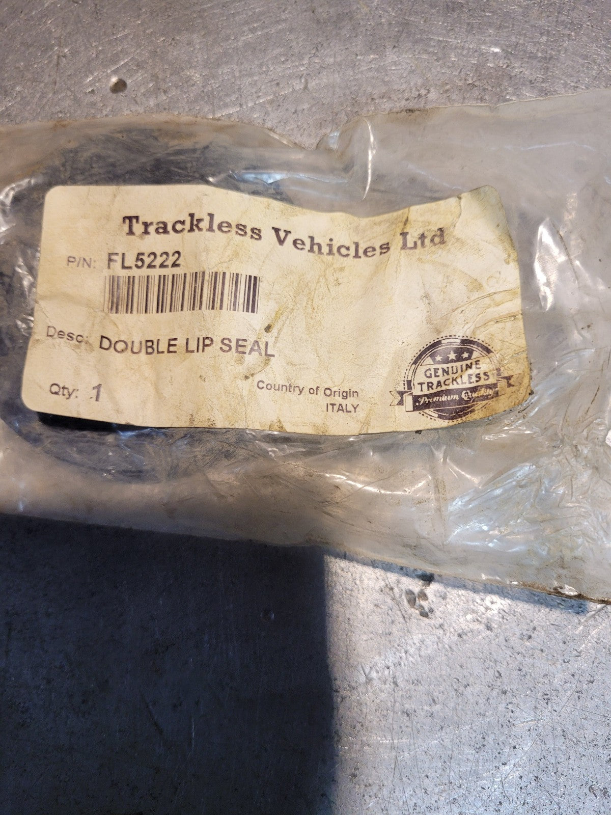 FL5222 12296 TC 40 TRACKLESS DOUBLE LIP SEAL