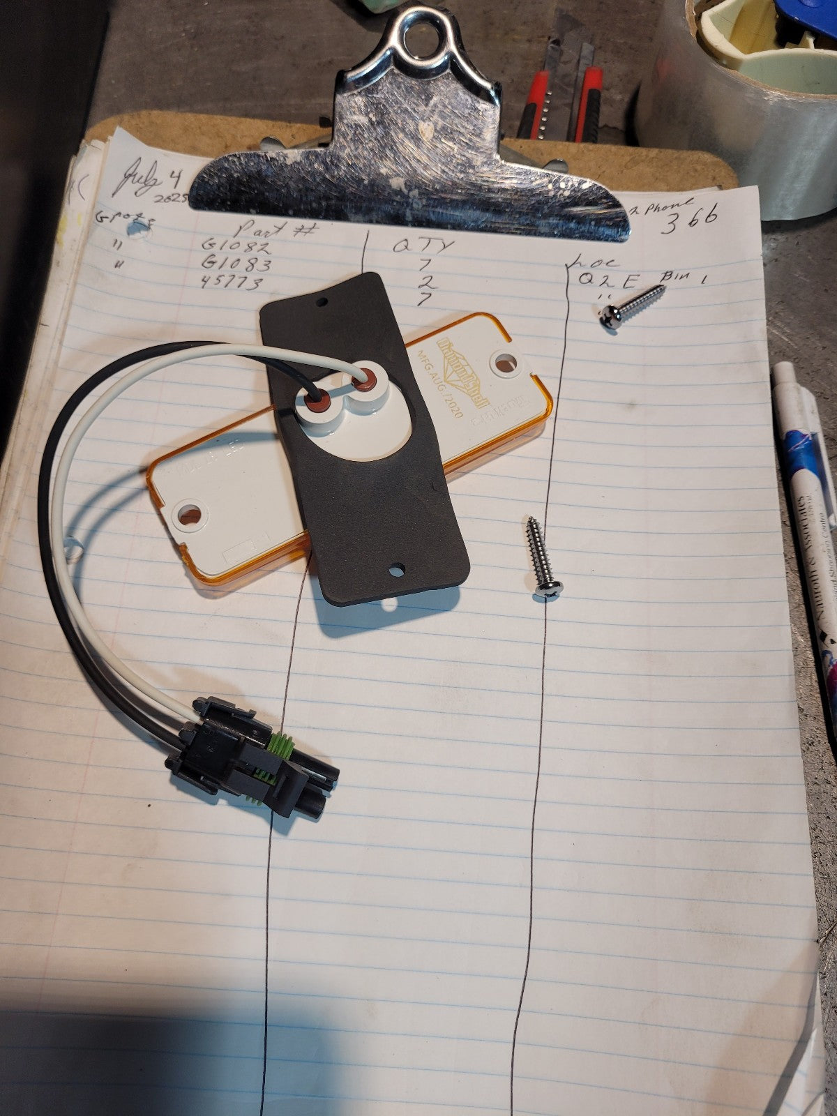 18070Y - Truck-Lite, Clearance/Marker Light, 12V, LED, Amber, 4.5"