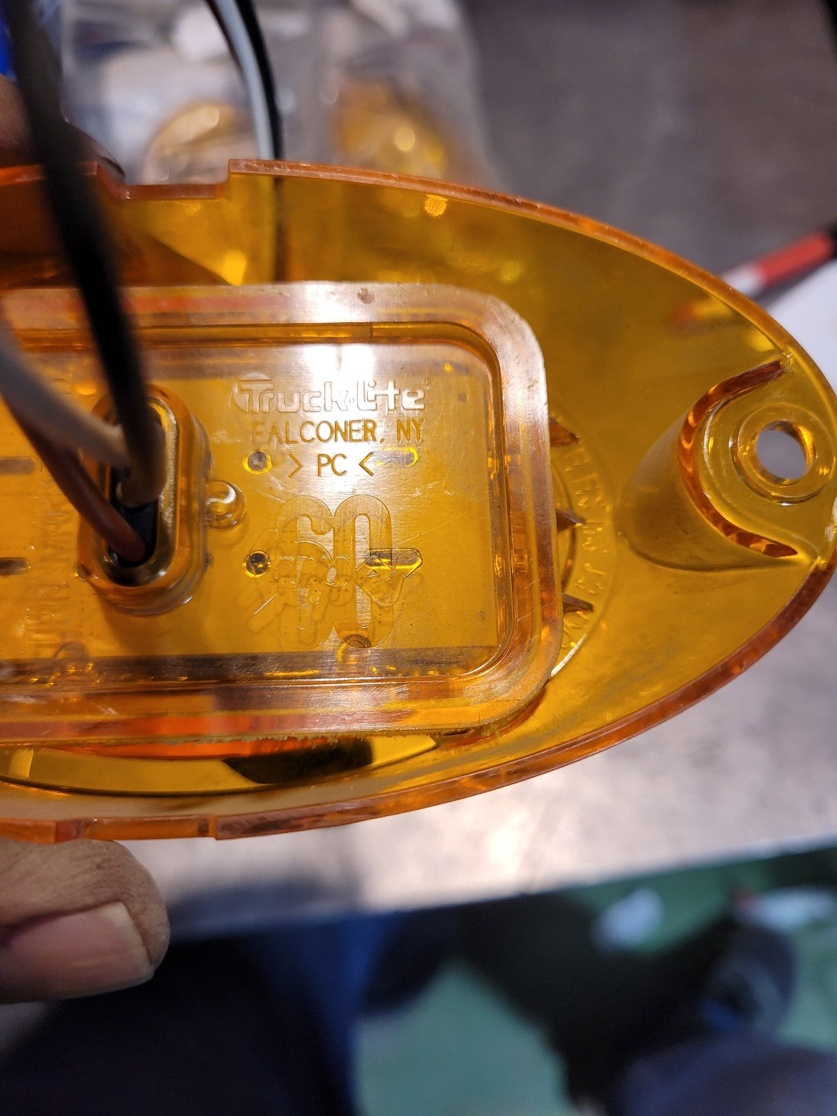 Truck Lite 60425Y 60 Series Turn Signal Light Led, Yellow Oval Lens, 6 Diode