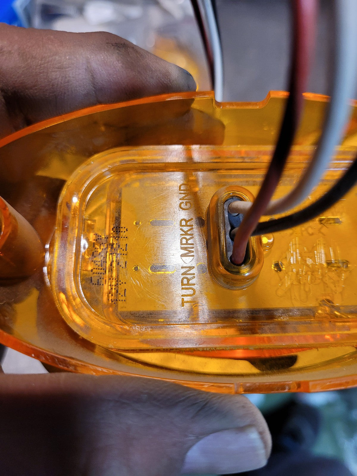 Truck Lite 60425Y 60 Series Turn Signal Light Led, Yellow Oval Lens, 6 Diode