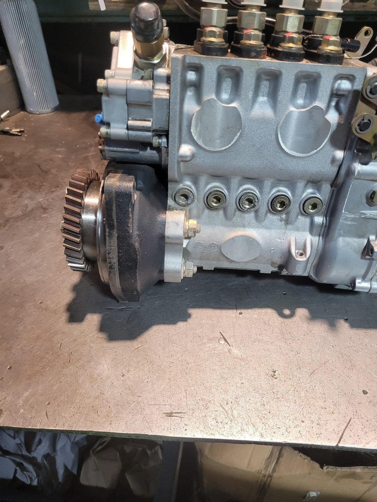 ZEXEL Fuel Injection Pump 107492-1092 897212-1841