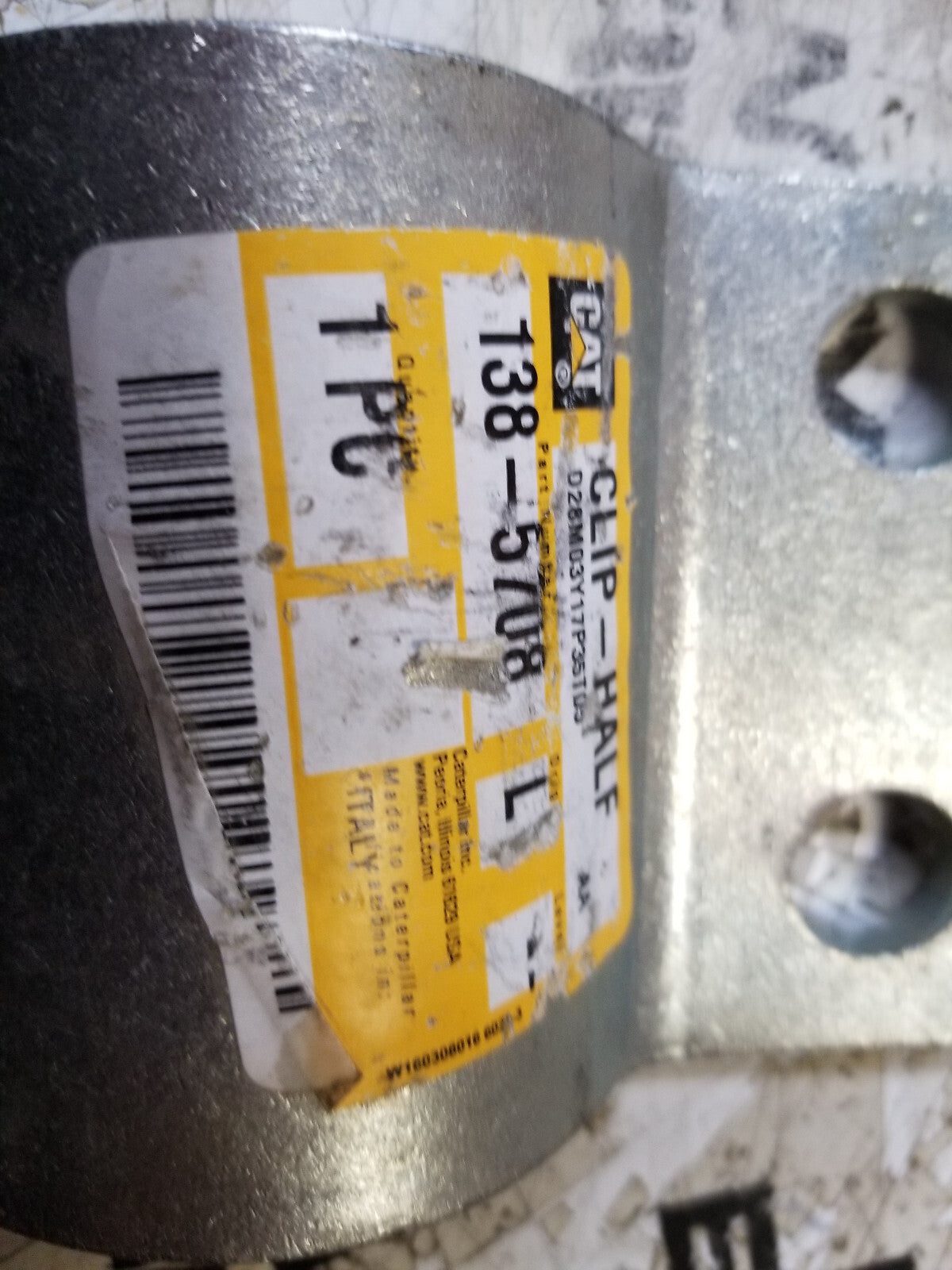 138-5708 CATERPILLAR 60.00mm Internal Diameter Half Single Clip 1385708