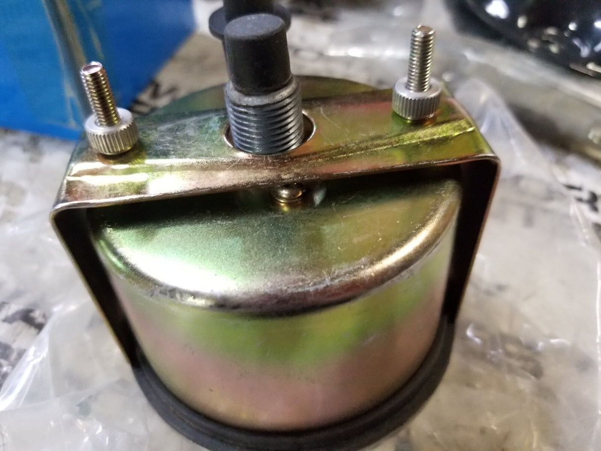 B7469 TRACTOR METER