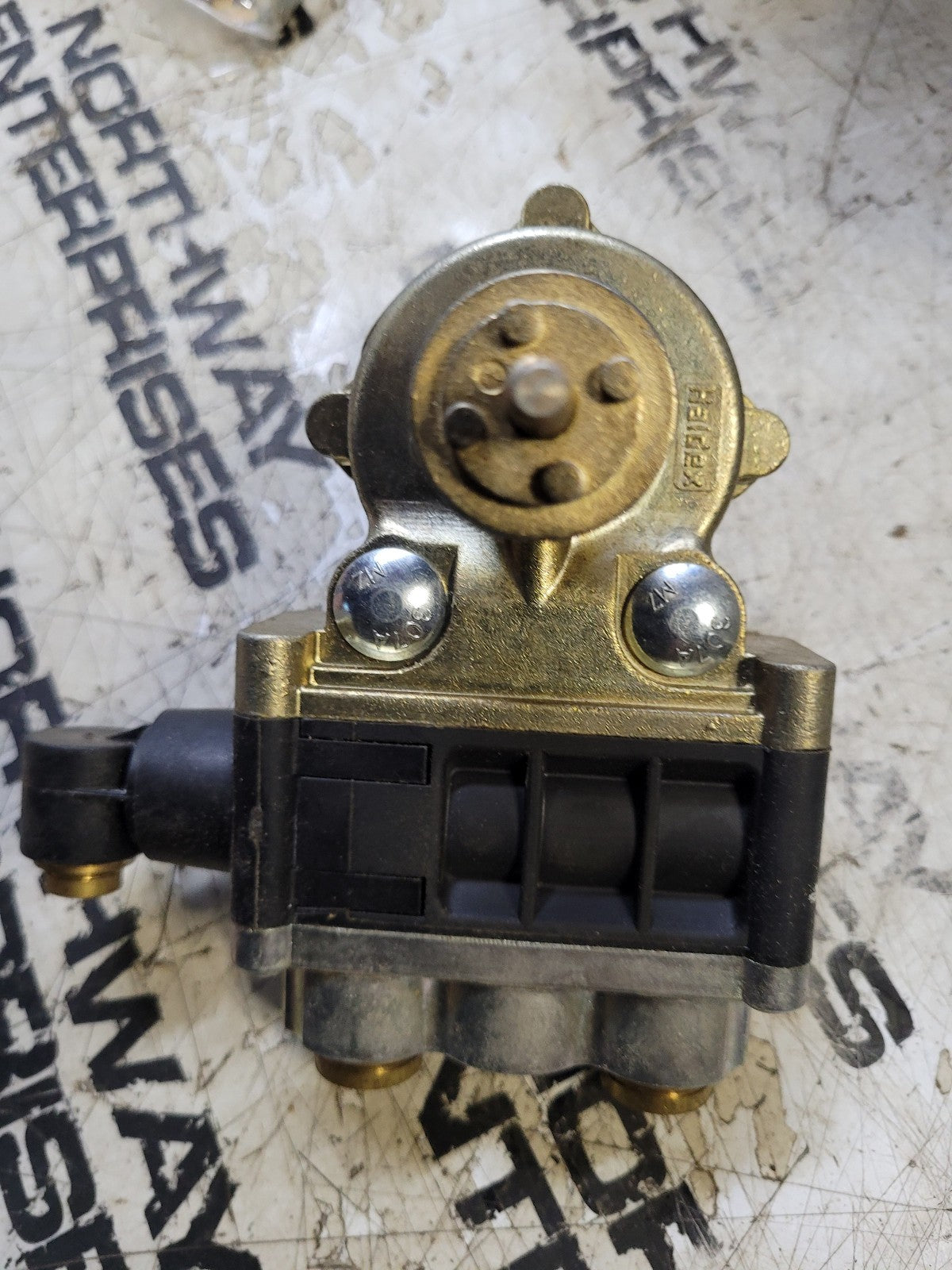 Haldex 90555376 PR Plus Height Control Valve, Kenworth 90555376M1D
