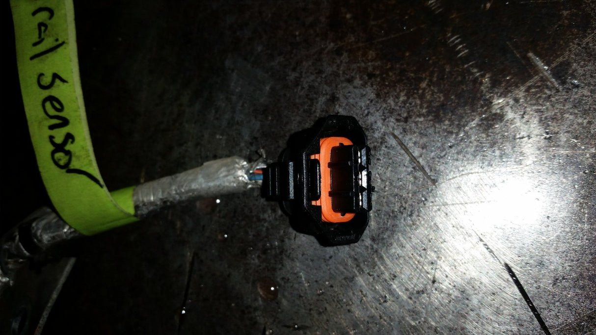 08-10 2008-2010 Duramax Fuel Rail Pressure sensor pigtail Harness 97366636