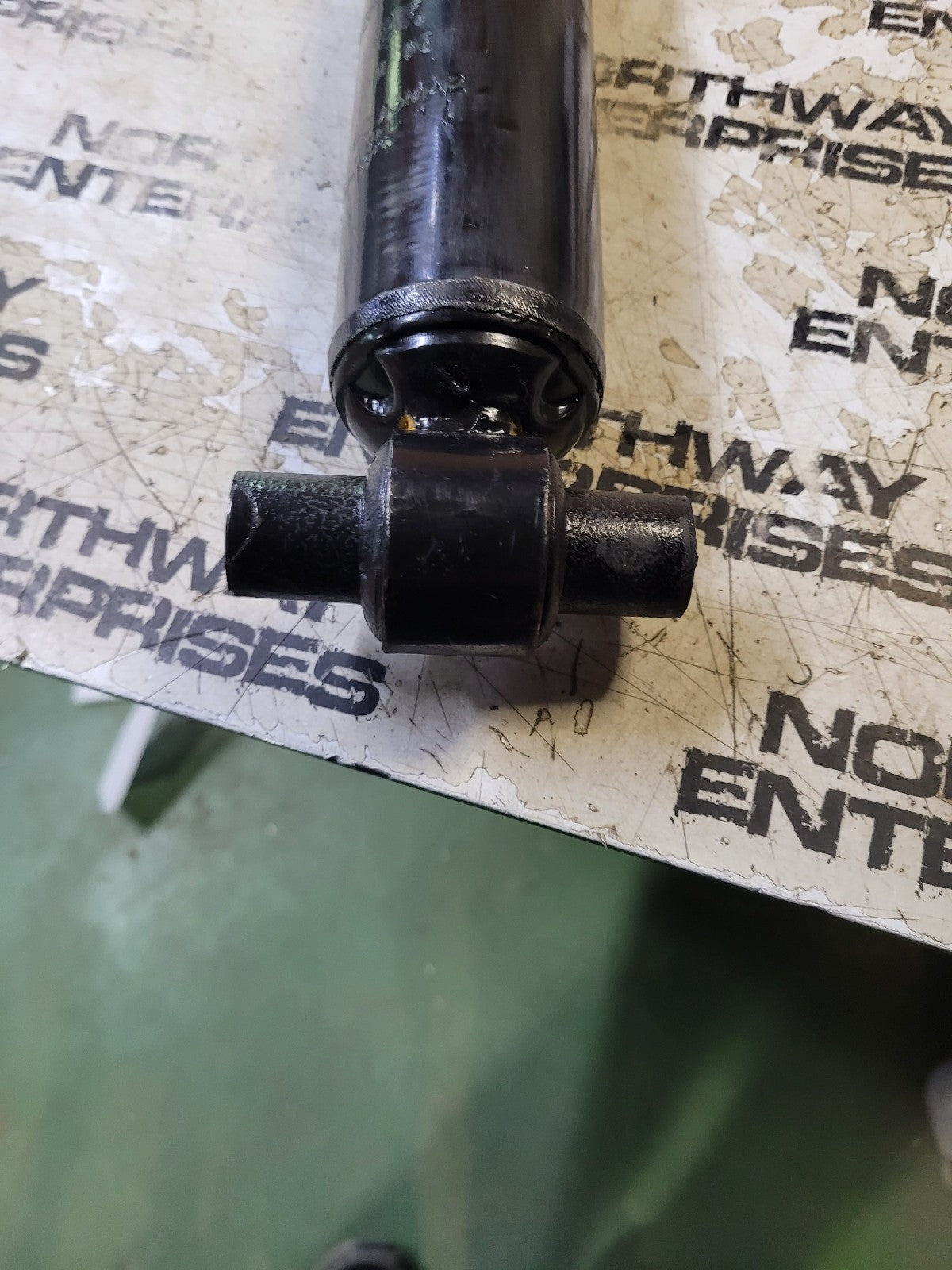 65504 Monroe Magnum Shock Absorber less hardware comes as shown