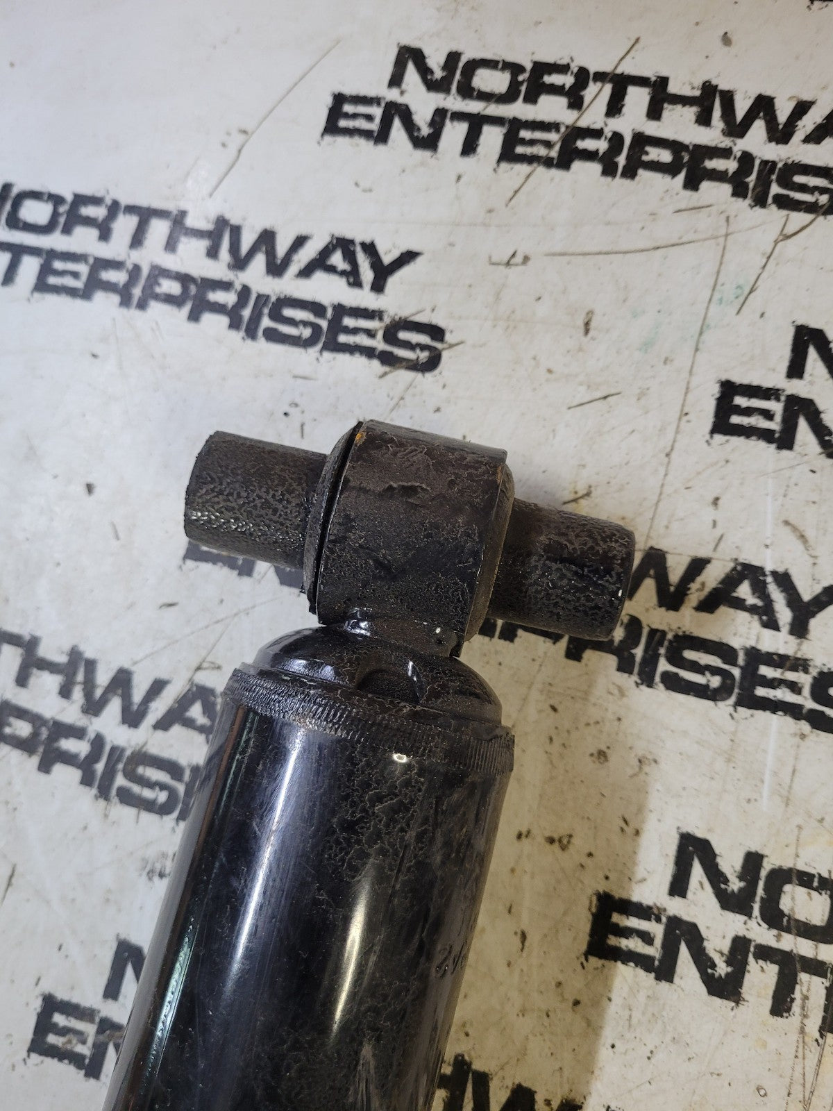 65504 Monroe Magnum Shock Absorber less hardware comes as shown