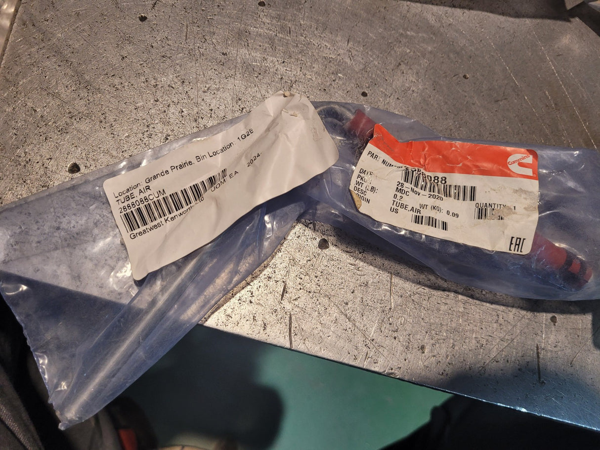 NEW OEM CUMMINS 2888088 Air Distribution Hose for Cummins