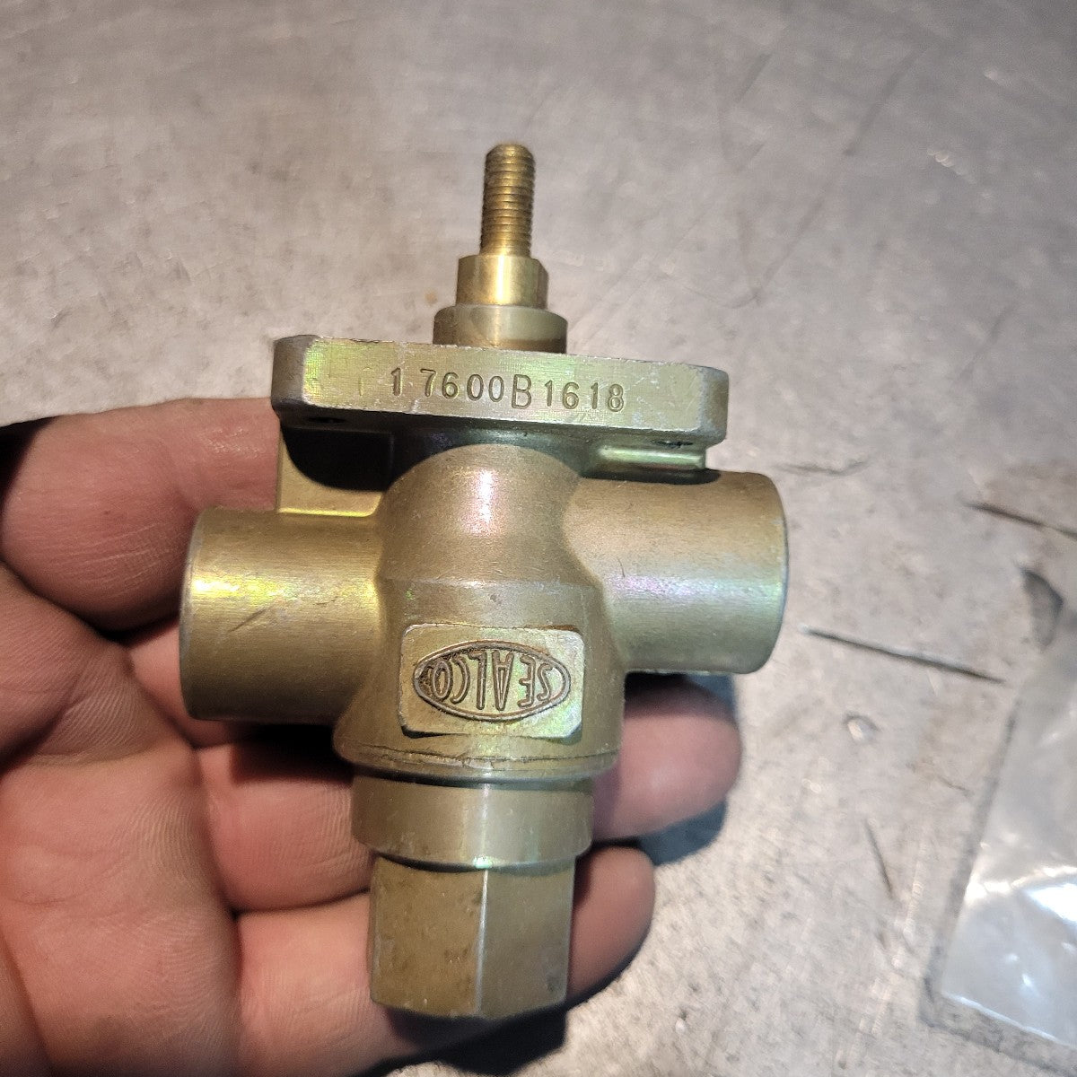 Sealco 17600B Push/Pull Valve – Northway Enterprises Ltd.