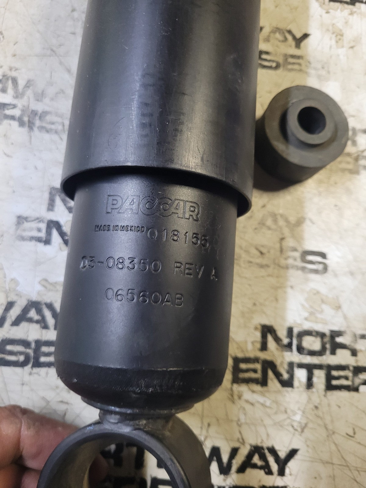 PACCAR  Shock - Air Suspension 03-08350-2 03-08350