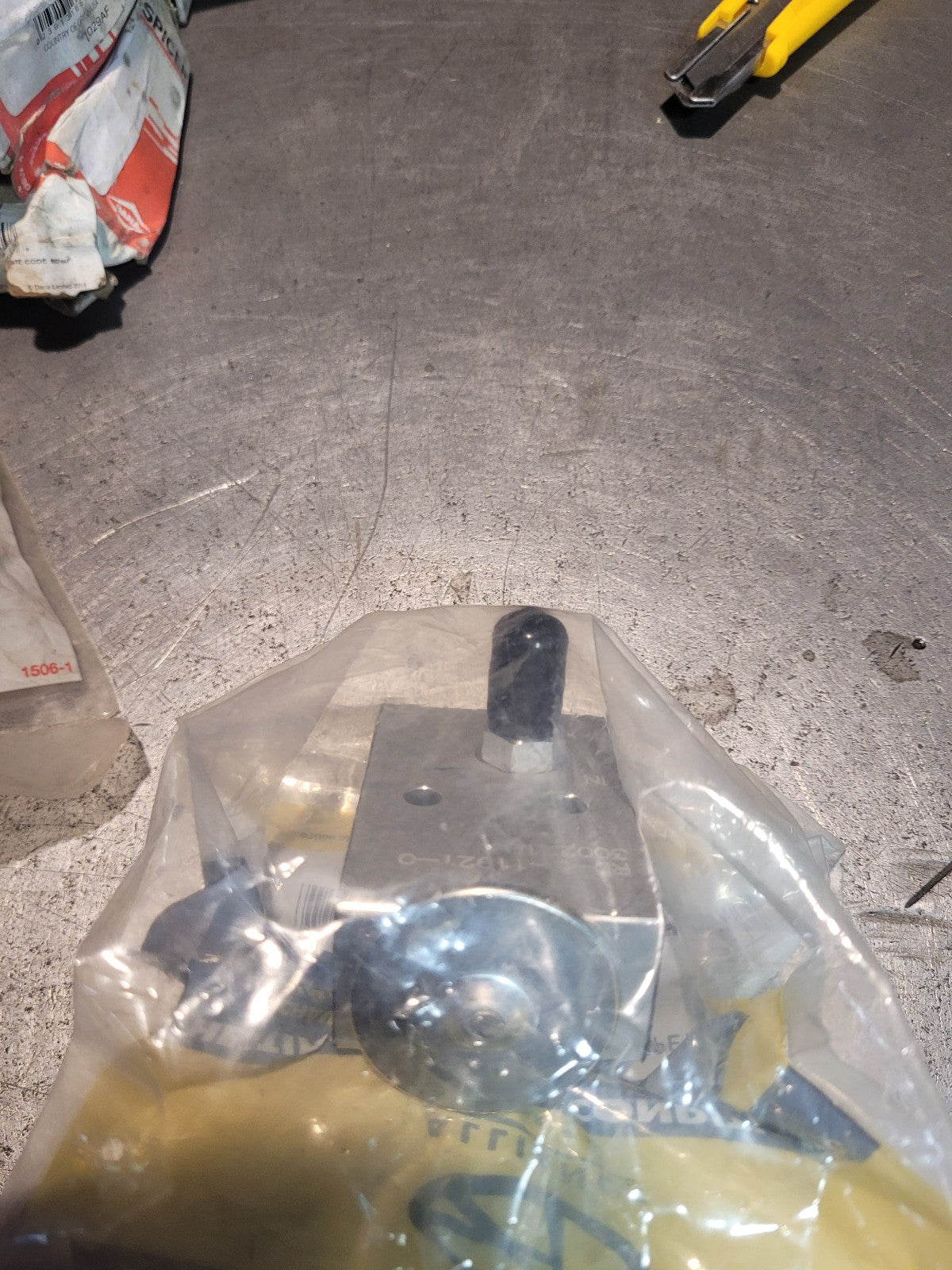 Red Dot Western Star A/C Expansion Valve | RD5 11921 0  RDH RDS 11921 0