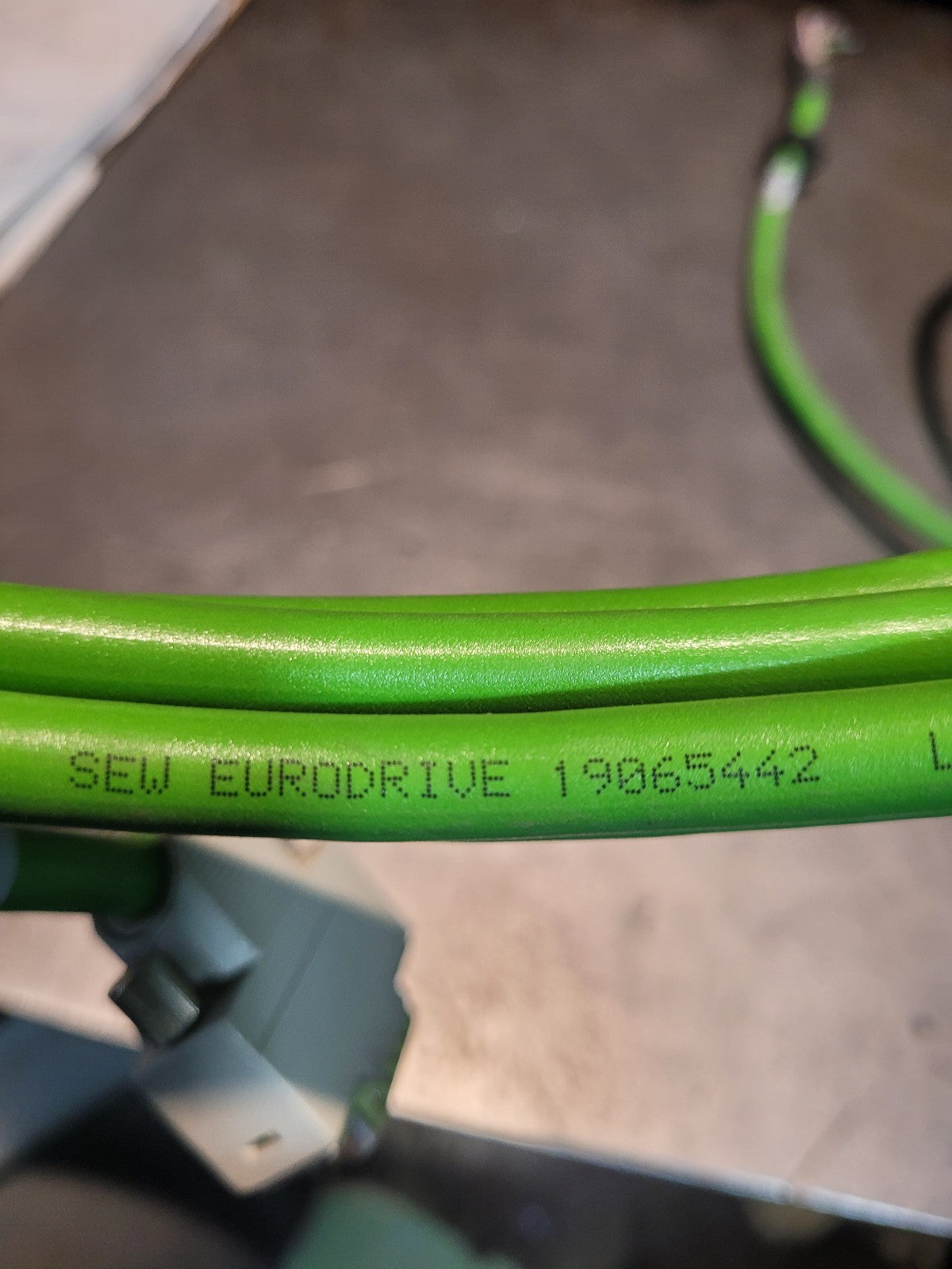 13622021.12/5.0M SEW EURODRIVE converter Communication cable 13622021 13622021-5