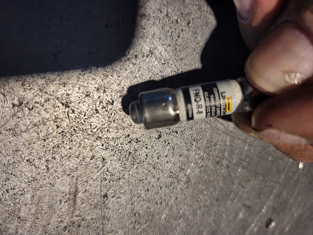 1 BAG OF 5pc BUSSMANN FNQ-R-8 8A 600V Class CC Fuse Time Delay Fuse FNQR8