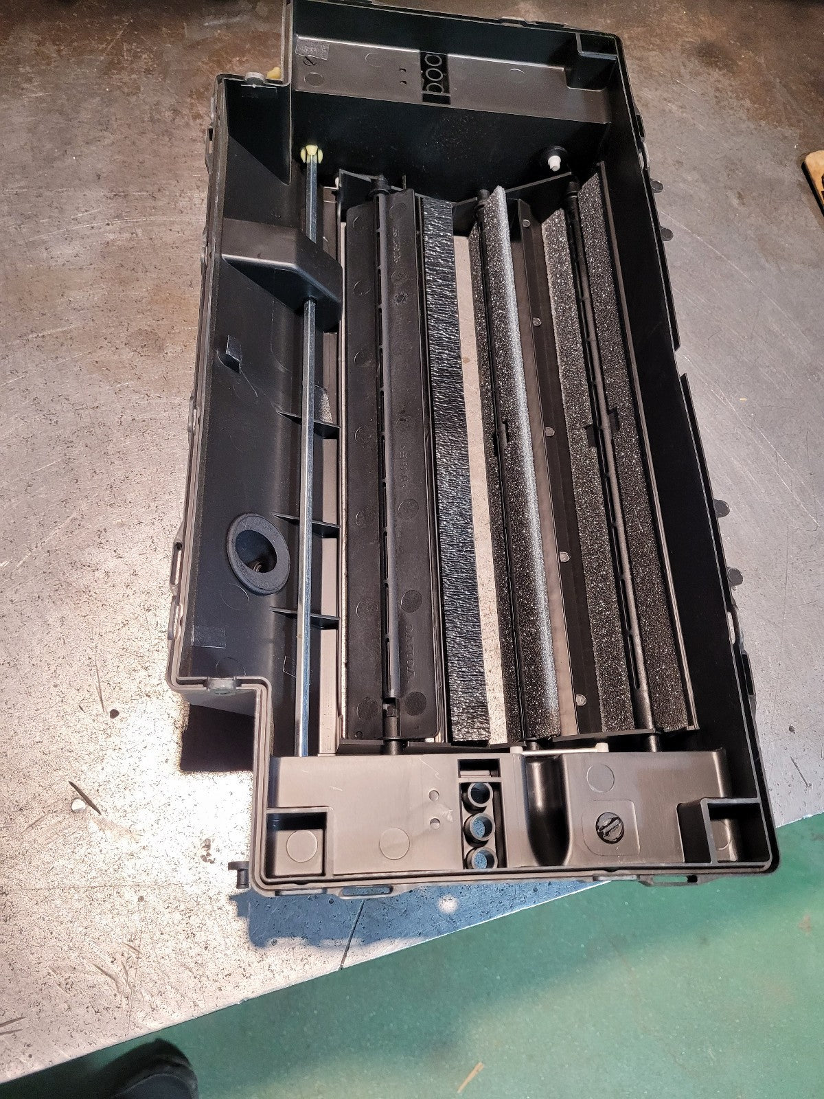 New OEM VOLVO VOE11059566 11059566 SHUTTER