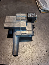 New GENUINE VOLVO VOE20556016 20556016 CONTROL VALVE