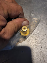 LOT OF 2 PC Agilant technologies 1/8" x 1/4 " brass tubing connector 0100-01
