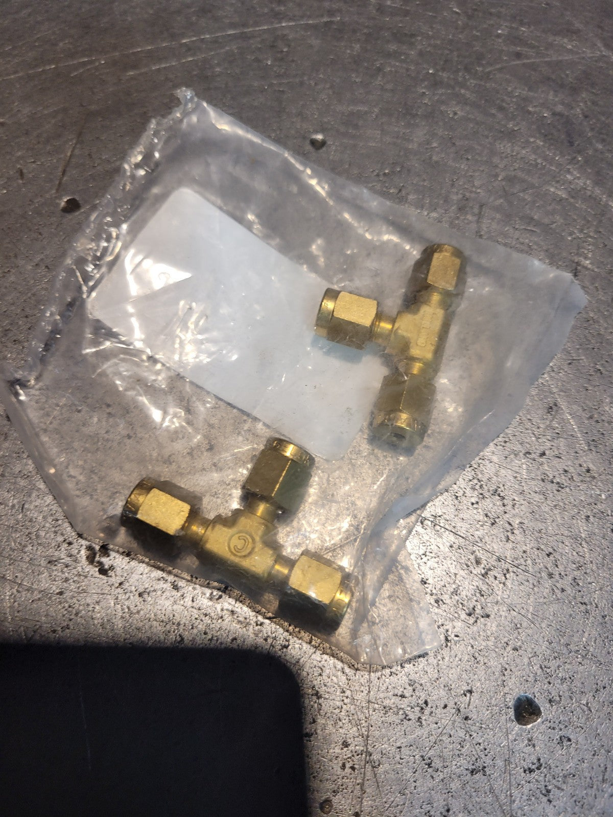 2PCS NEW Agilent 5180-4160 Gas phase brass tee