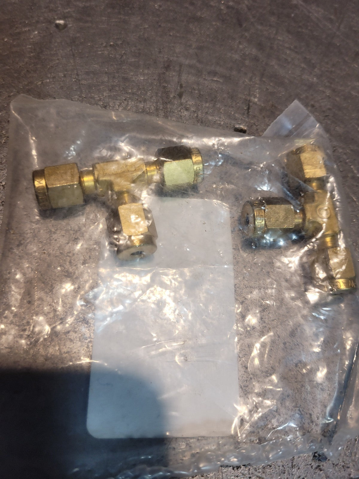 2PCS NEW Agilent 5180-4160 Gas phase brass tee