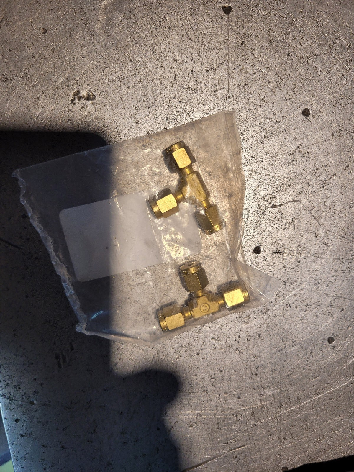 2PCS NEW Agilent 5180-4160 Gas phase brass tee