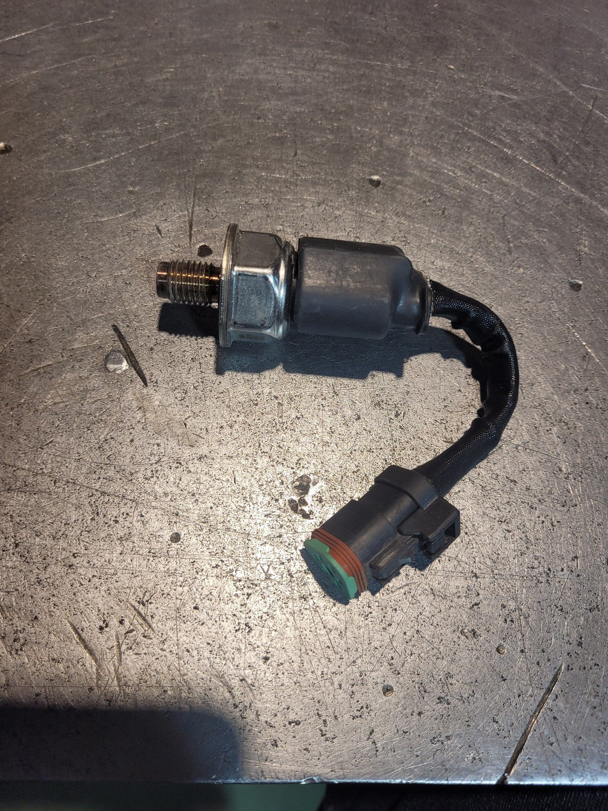 New Cummins Fuel Rail Pressure Sensor 4954245 for ISC ISL 8.3L 8.9L Diesel