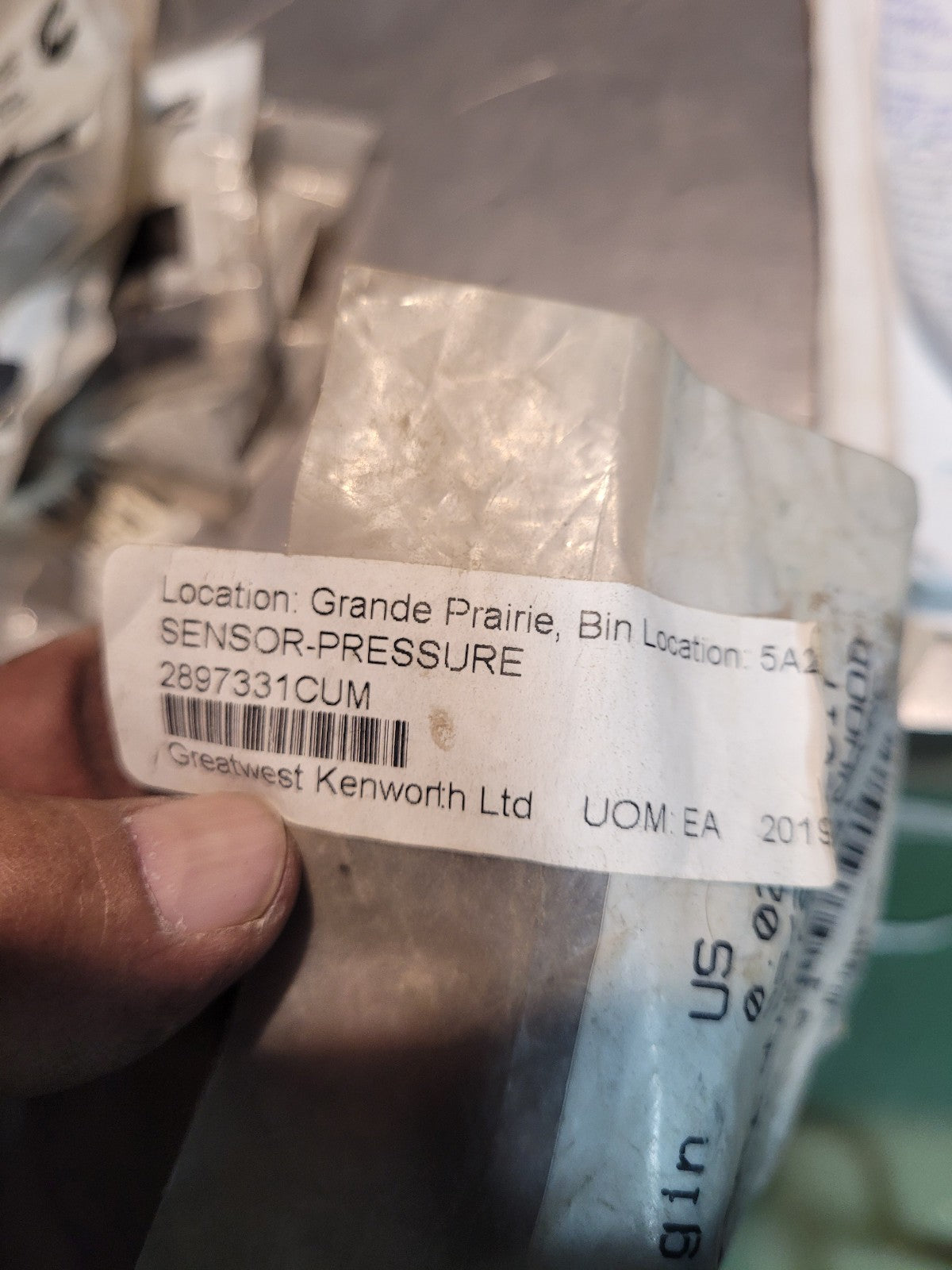 2897331 Genuine OEM for Cummins PRESSURE SENSOR