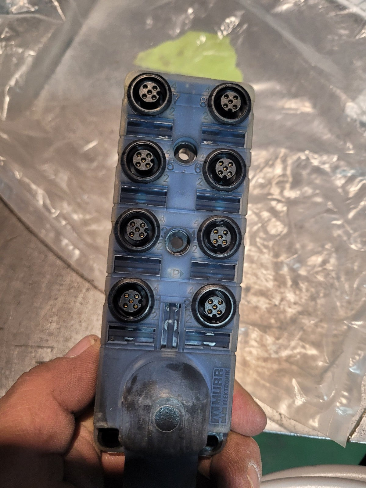 8000-98510-3980500 Junction box