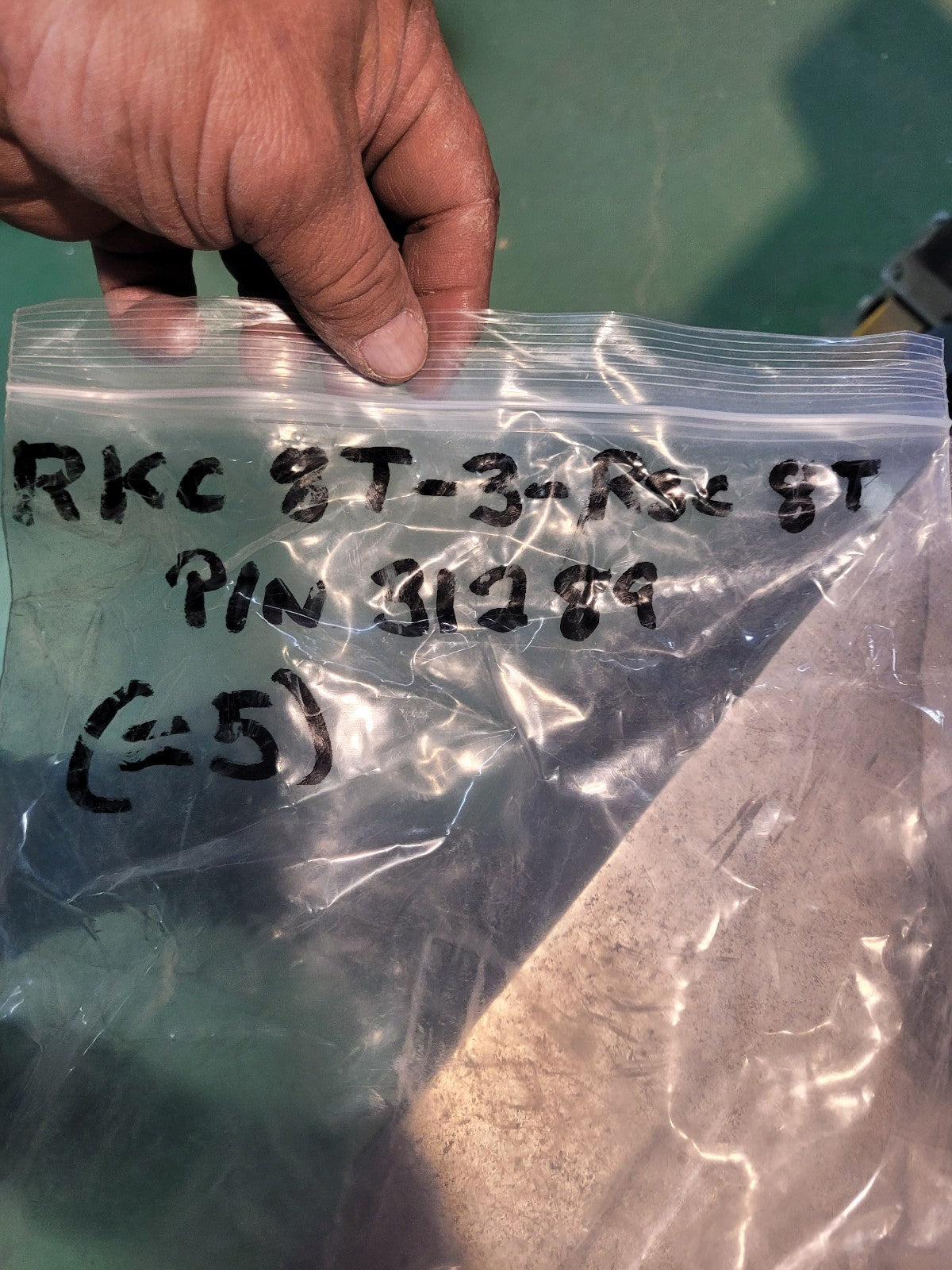 New Turck RKC8T-3-RSC8T U5312-32 Cordset Straight Connector