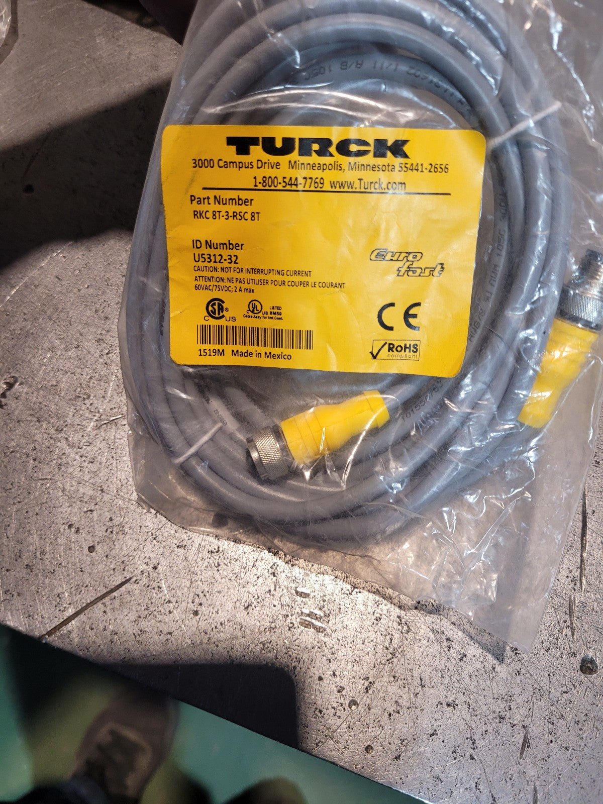 New Turck RKC8T-3-RSC8T U5312-32 Cordset Straight Connector