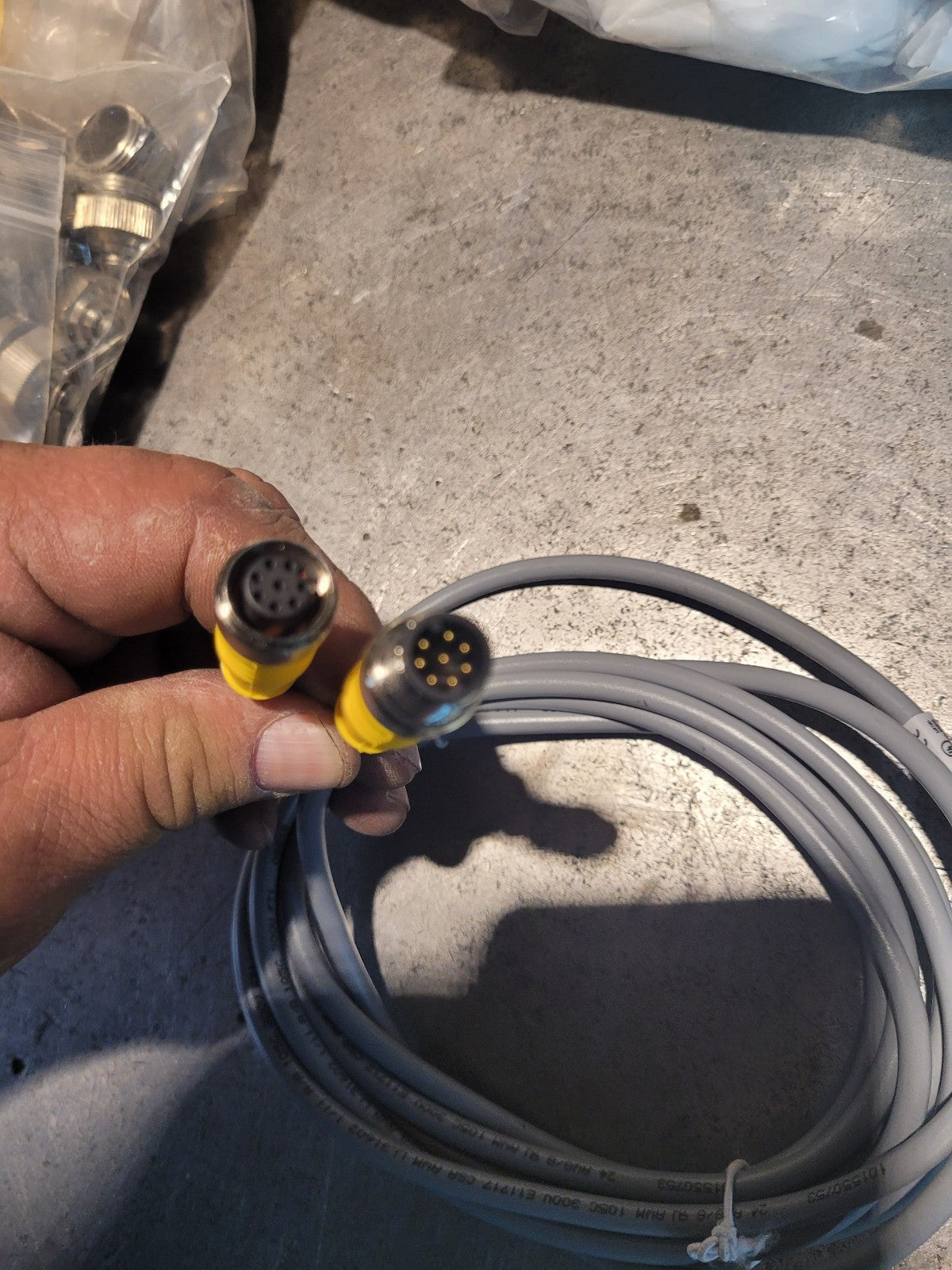 New Turck RKC8T-3-RSC8T U5312-32 Cordset Straight Connector