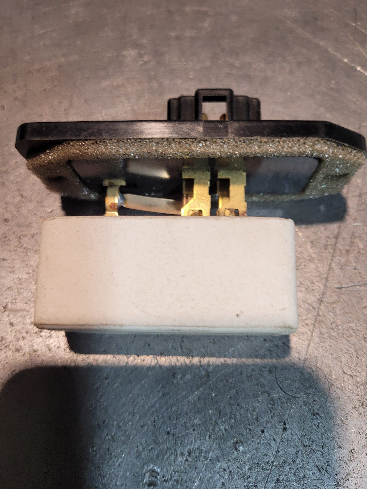 NEW OEM Genuine Mopar Blower Motor Resistor 4720278 04720278