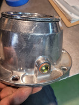 3-1560-038 HUBCAP WITH WINDOW W OIL FILL
