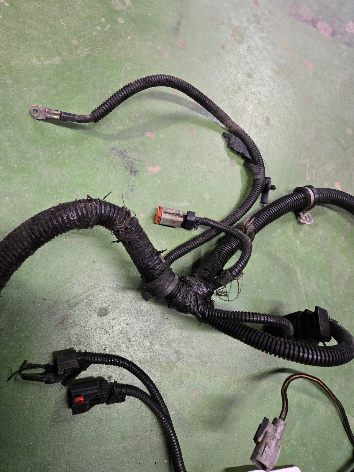 3947682 2001-2002 Dodge Ram Cummins Diesel ENGINE WIRING HARNESS