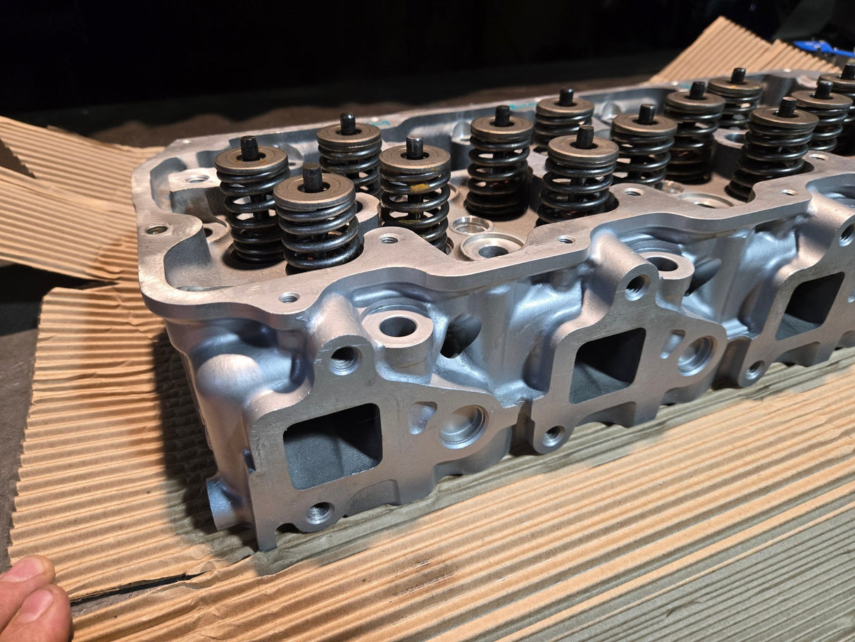 REMAN 2006-2010 Chevy GMC 6.6 LBZ LMM DURAMAX CYLINDER HEAD RH PASSENGER REF815B