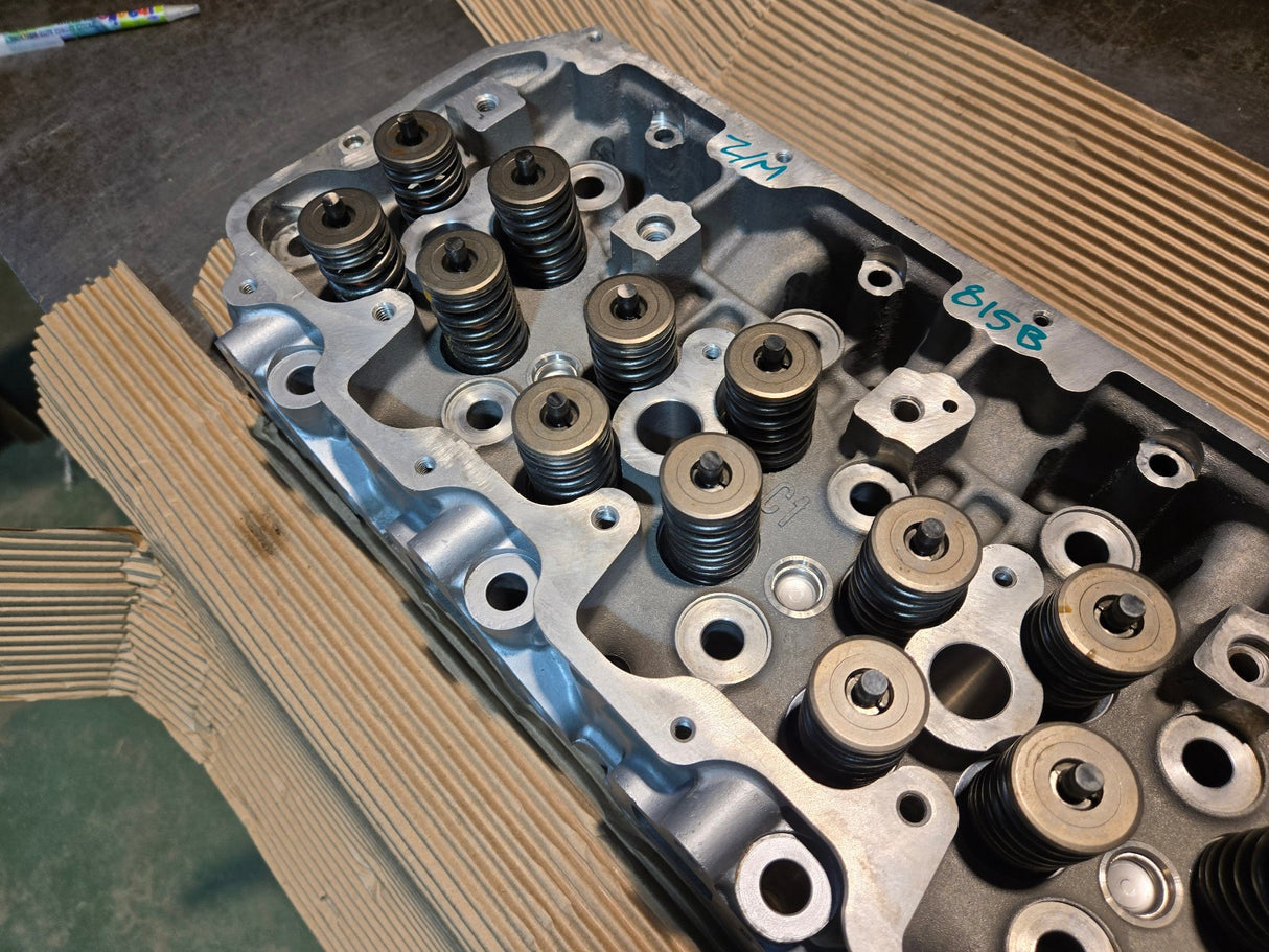 REMAN 2006-2010 Chevy GMC 6.6 LBZ LMM DURAMAX CYLINDER HEAD RH PASSENGER REF815B