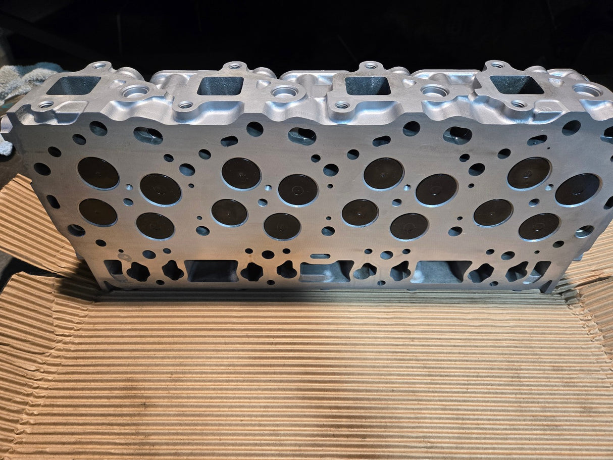 REMAN 2006-2010 Chevy GMC 6.6 LBZ LMM DURAMAX CYLINDER HEAD RH PASSENGER REF815B