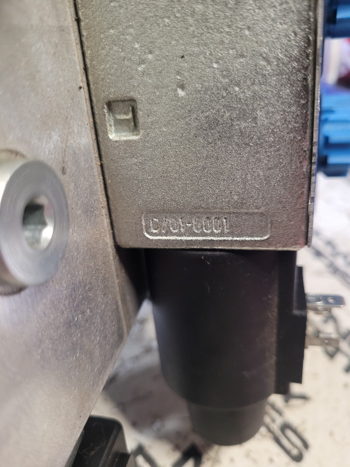 Rexroth R934002251 L5111G201AC0100 R933004446 CONTROL VALVE BANK