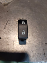 NEW A06-81625-001 FREIGHTLINER POWER DOOR UNLOCK SWITCH