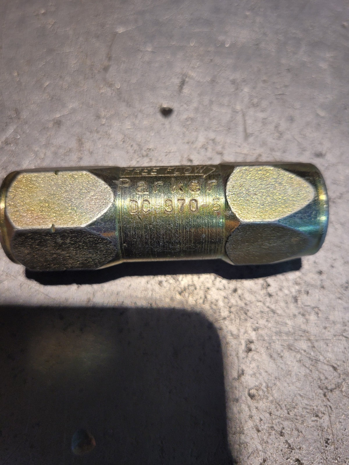 Parker DC-370-5, Hydraulic One Way Check Valve, 3000 Psi, 20 gpm, 3/8” Npt