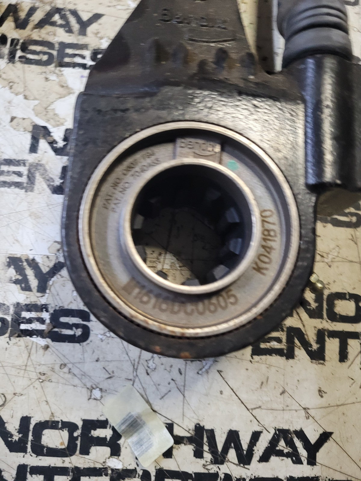 MISSING PINS BENDIX K041870 10 Spline 5.5" Automatic slack adjuster