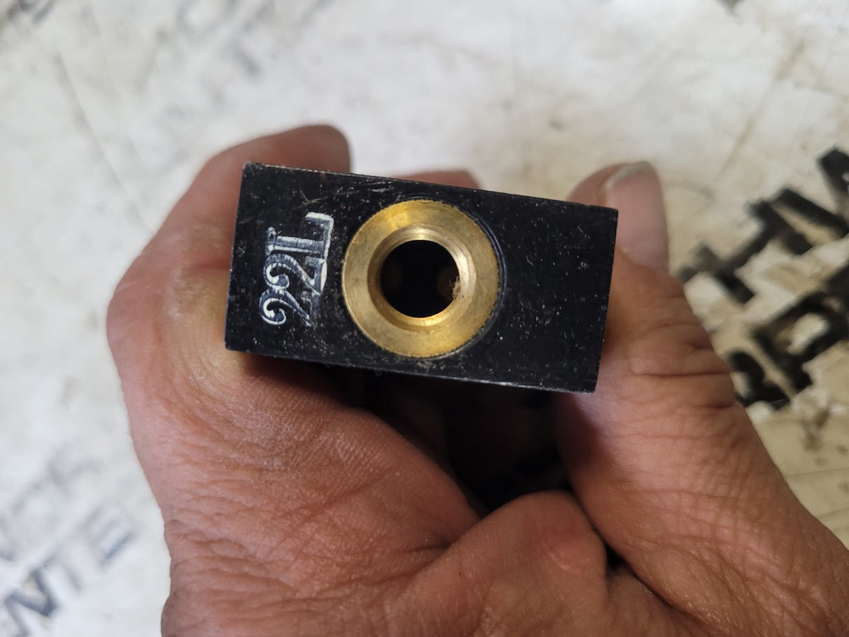 Buyers Products BAV020TD Toggle 3-Position Detented Valve Only