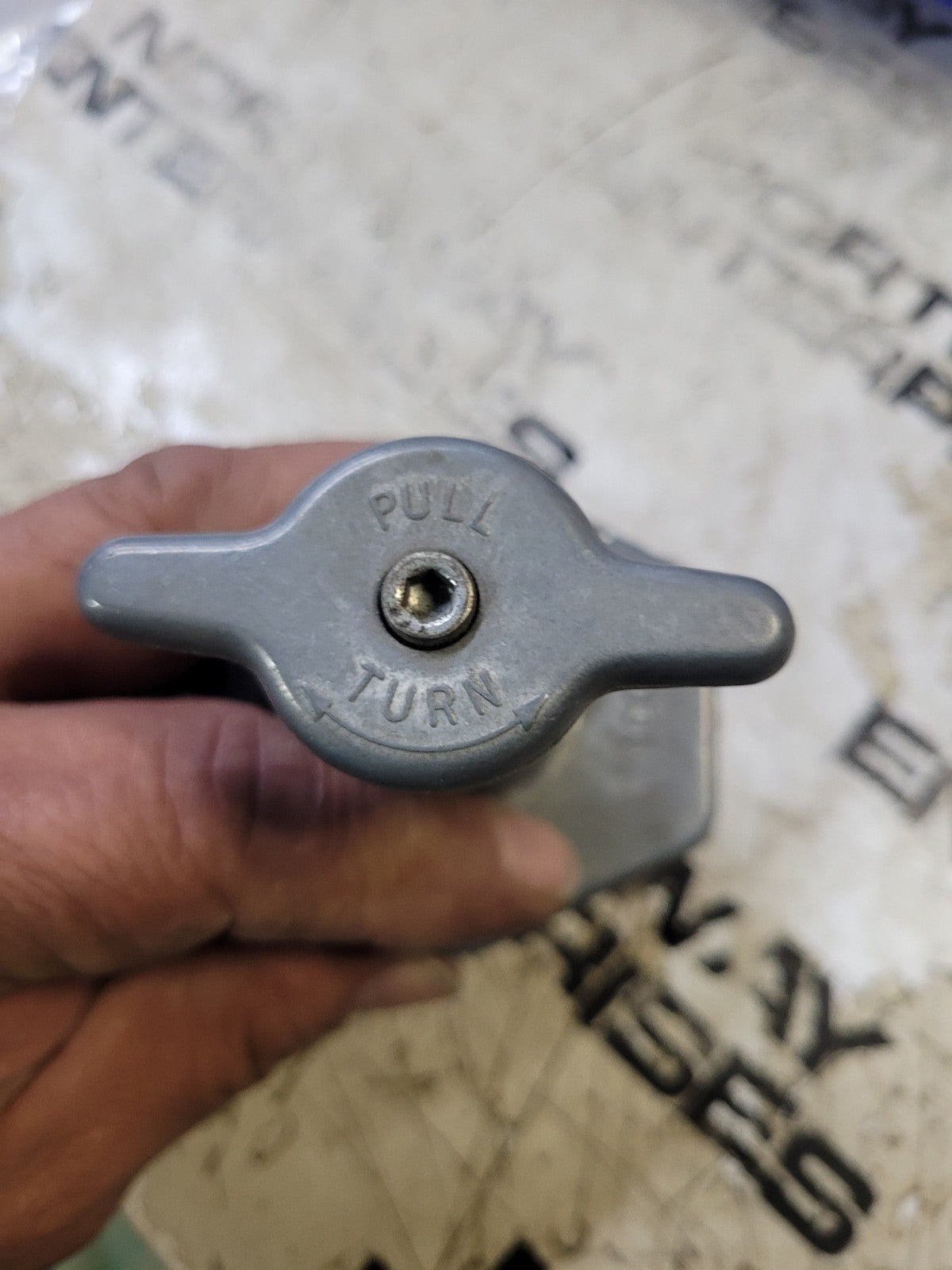 NEW UCOM 1331 Battery Disconnect Switch BA2205